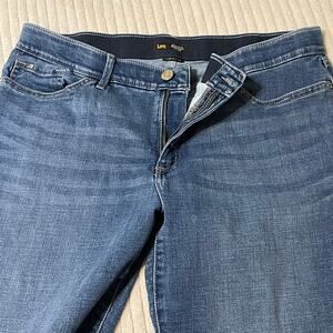 Lee Flex Motion Jeans- EUC